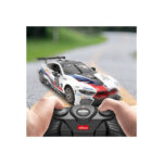 RASTAR R C ASSEMBLY MODEL KIT 2.4 GHZ BMW M8 GTE 1-18-5