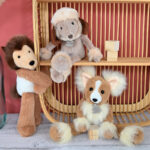 Peluche chien Caniche 30 cm – Les Ébouriffés