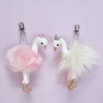 Porte-Clé Peluche Cygne Rose – 19 cm-4