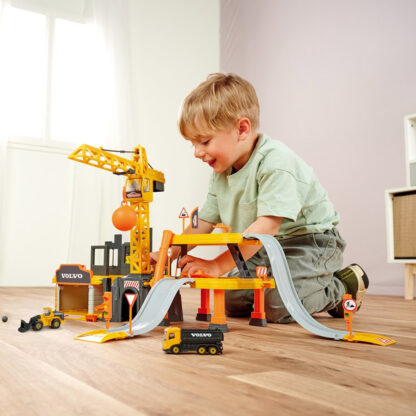 MAJORETTE – CREATIX CONSTRUCTION + 5 VOLVO VEHICLES