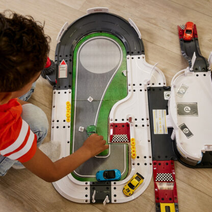 MAJORETTE – PORSCHE EXPERIENCE CENTER + 5 VEHICLES