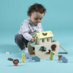 Bateau en bois avec animaux à encastrer-3