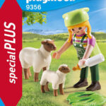 Fermière avec moutons-2