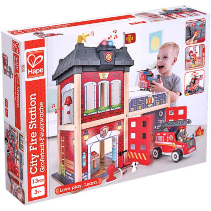 Hape – Caserne de pompiers en bois-1