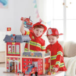 Hape – Caserne de pompiers en bois-6