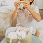 Poupon bébé avec couffin – Pol – Blanc et gris – 28 cm-6