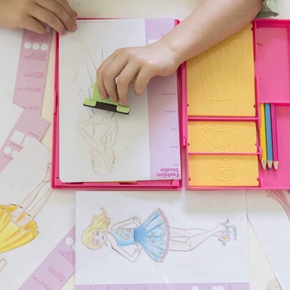 KidzMaker / Mon portefeuille de créations Studio de mode