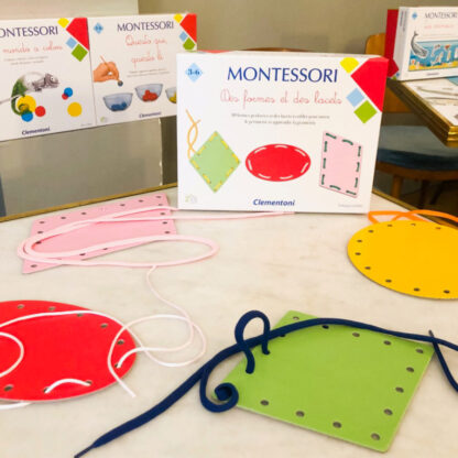 MONTESSORI – Formes et Lacets-2