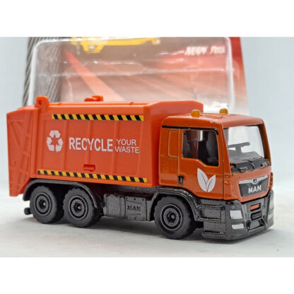 voiture majorette man tgs recyclage-3