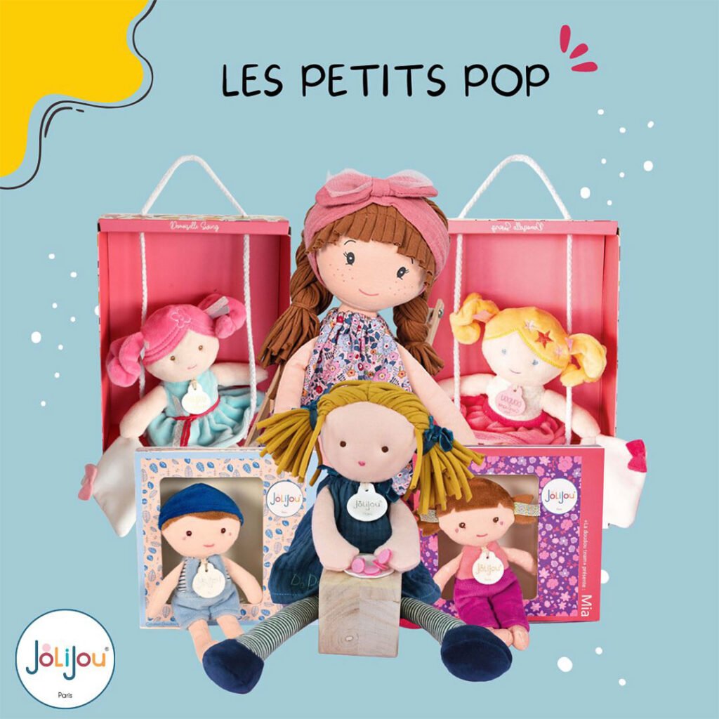 Découvrez la magie des poupées en chiffon de Jolijou Paris! Fabriquées à la main avec amour, elles apportent douceur et charme à chaque moment. 